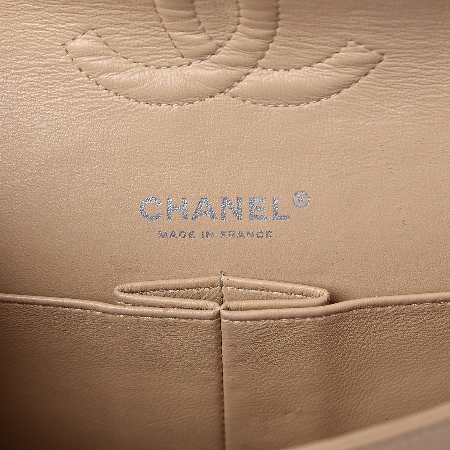 Caviar Quilted Medium Double Flap Beige Clair