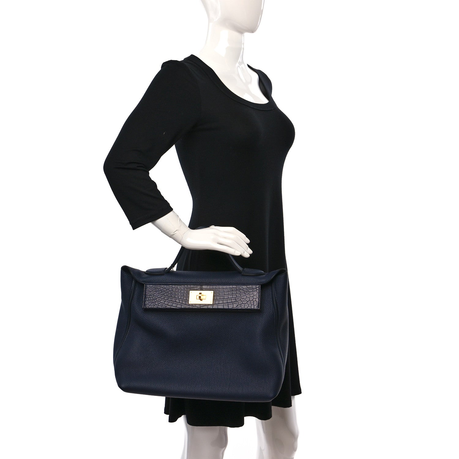 Hermes Togo Matte Alligator Swift Touch 35 24/24 Bleu Nuit Bleu Marine Bleu Indigo 2 of 9