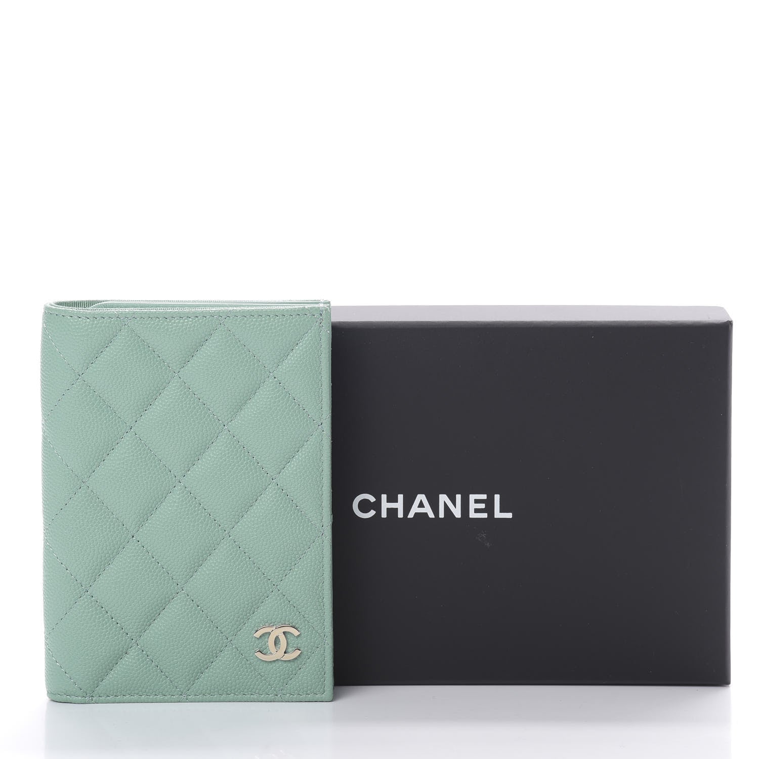 Chanel Caviar Quilted Passport Holder Green 8 of 8