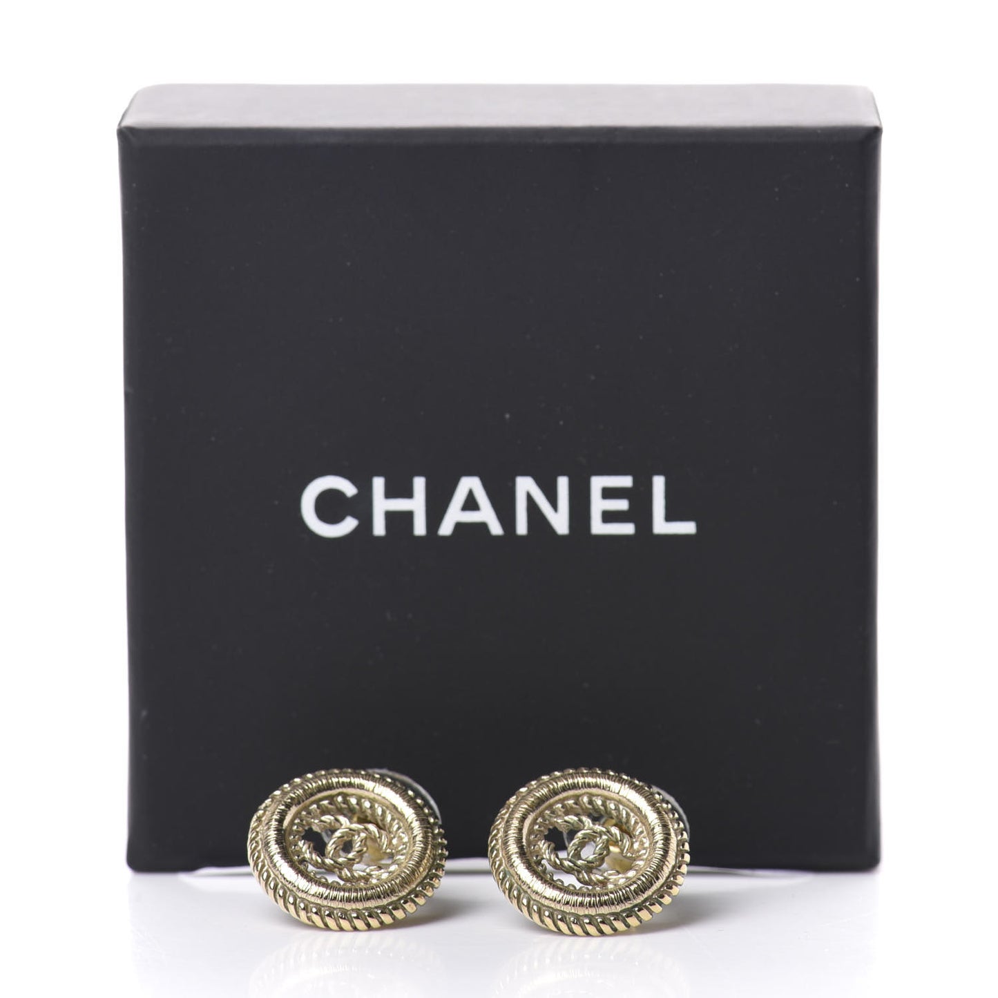 Twisted CC Round Earrings Gold