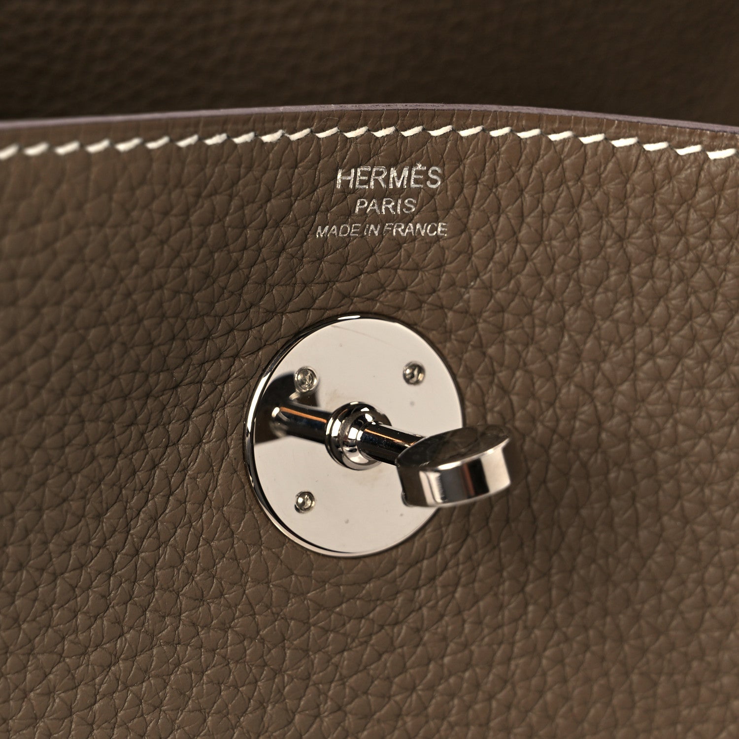 Hermes Taurillon Clemence Lindy 26 Etoupe 12 of 17