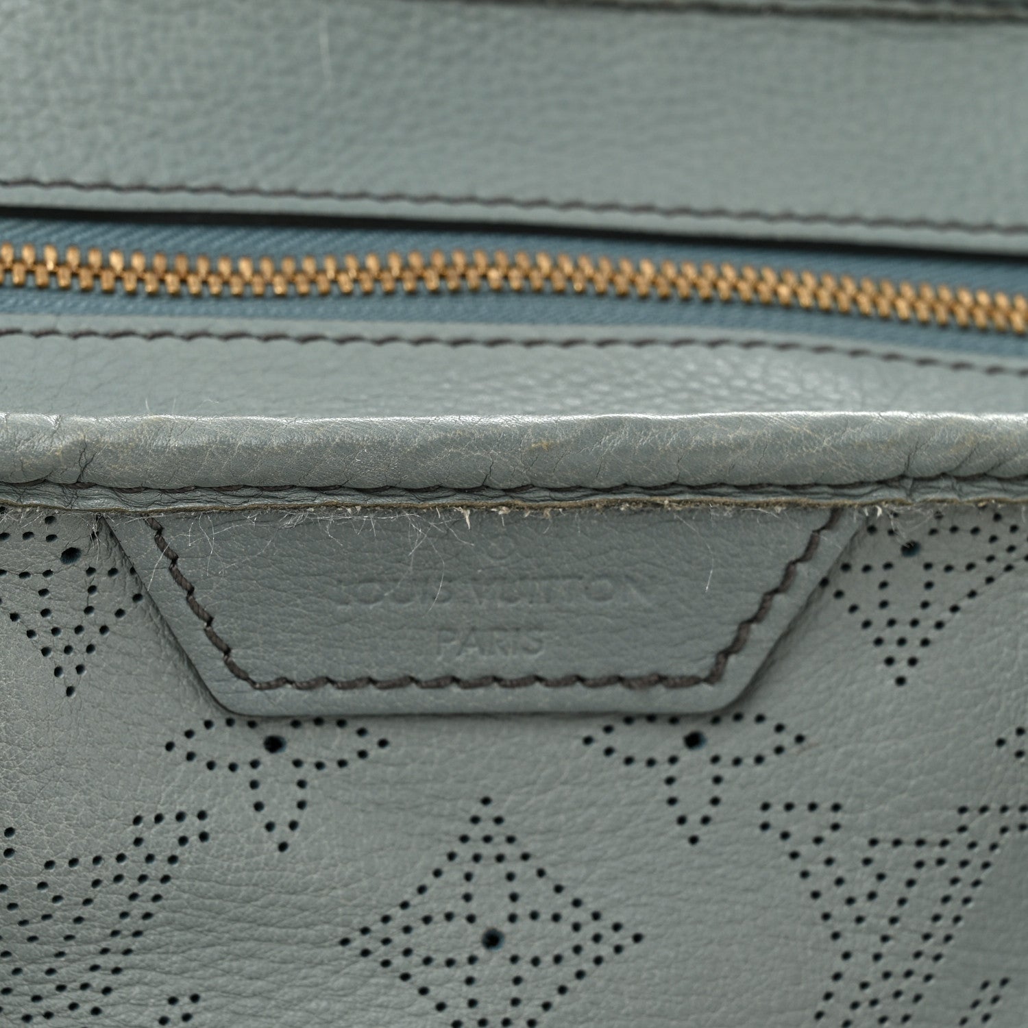 Louis Vuitton Mahina Stellar PM Ciel 12 of 12
