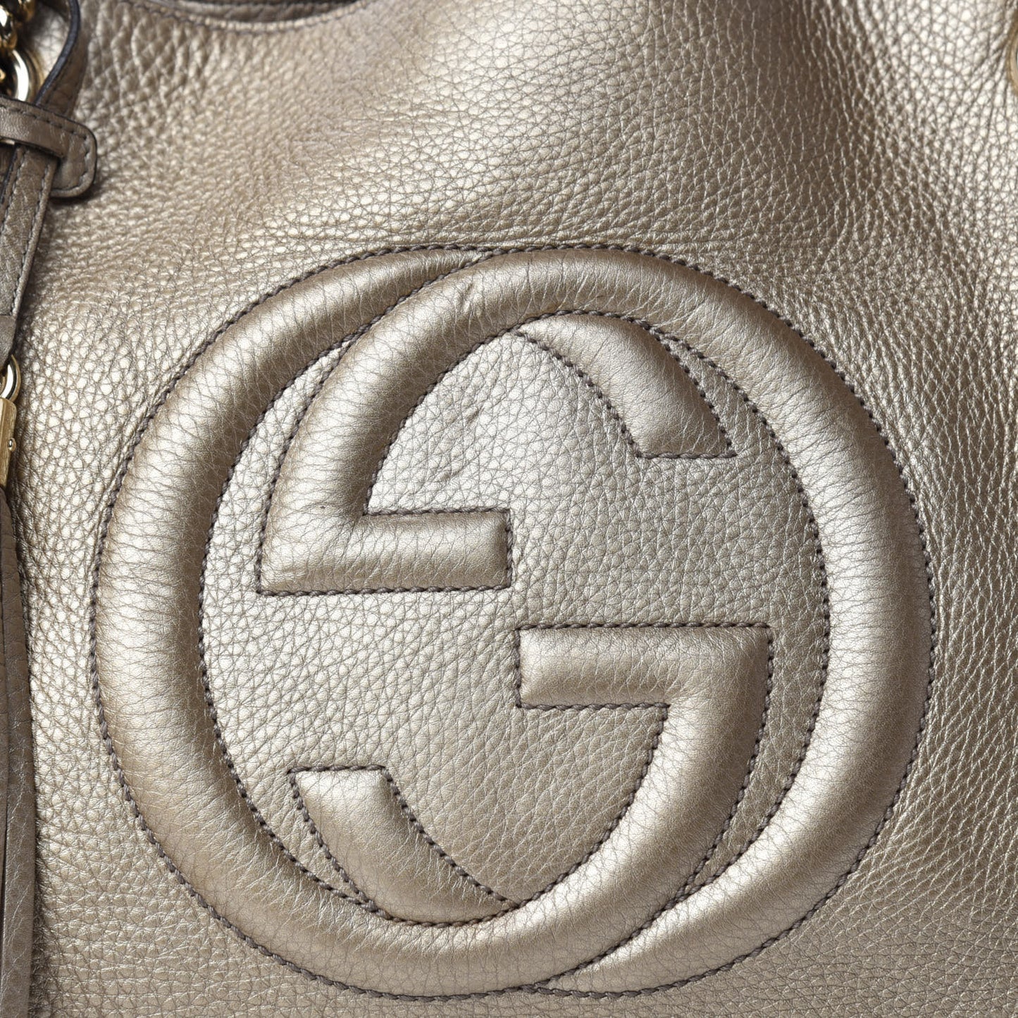Metallic Pebbled Calfskin Medium Soho Chain Shoulder Bag Golden Beige
