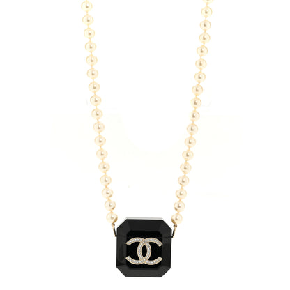Chanel Resin Crystal Pearl Airpods Pro Holder Necklace Black Pearly White 1 of 7
