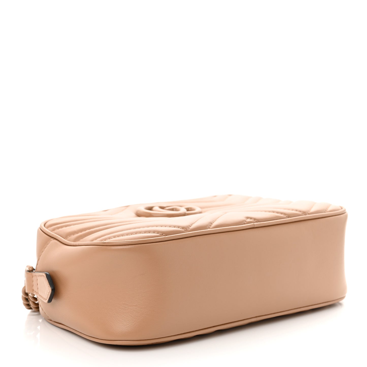 Calfskin Matelasse Monochrome Small GG Marmont Chain Shoulder Bag Camelia
