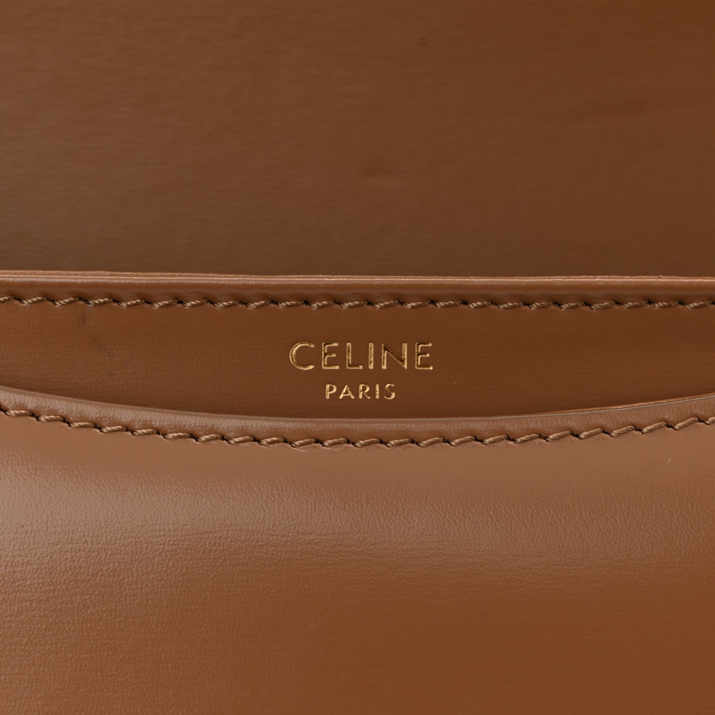 Shiny Calfskin Besace Clea Triomphe Bronze
