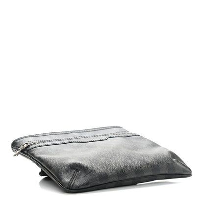 Louis Vuitton Damier Graphite Thomas 4 of 9