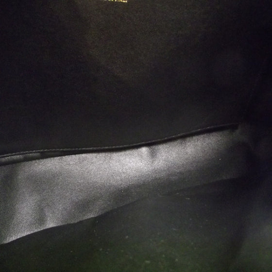 Caviar XL JUMBO MAXI Flap Bag Black