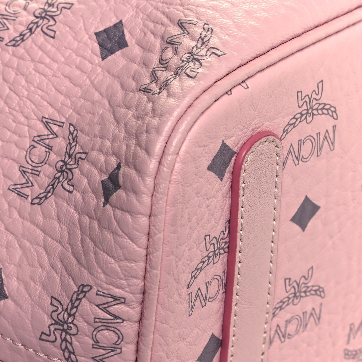 Visetos Medium Liz Reversible Shopper Tote Powder Pink