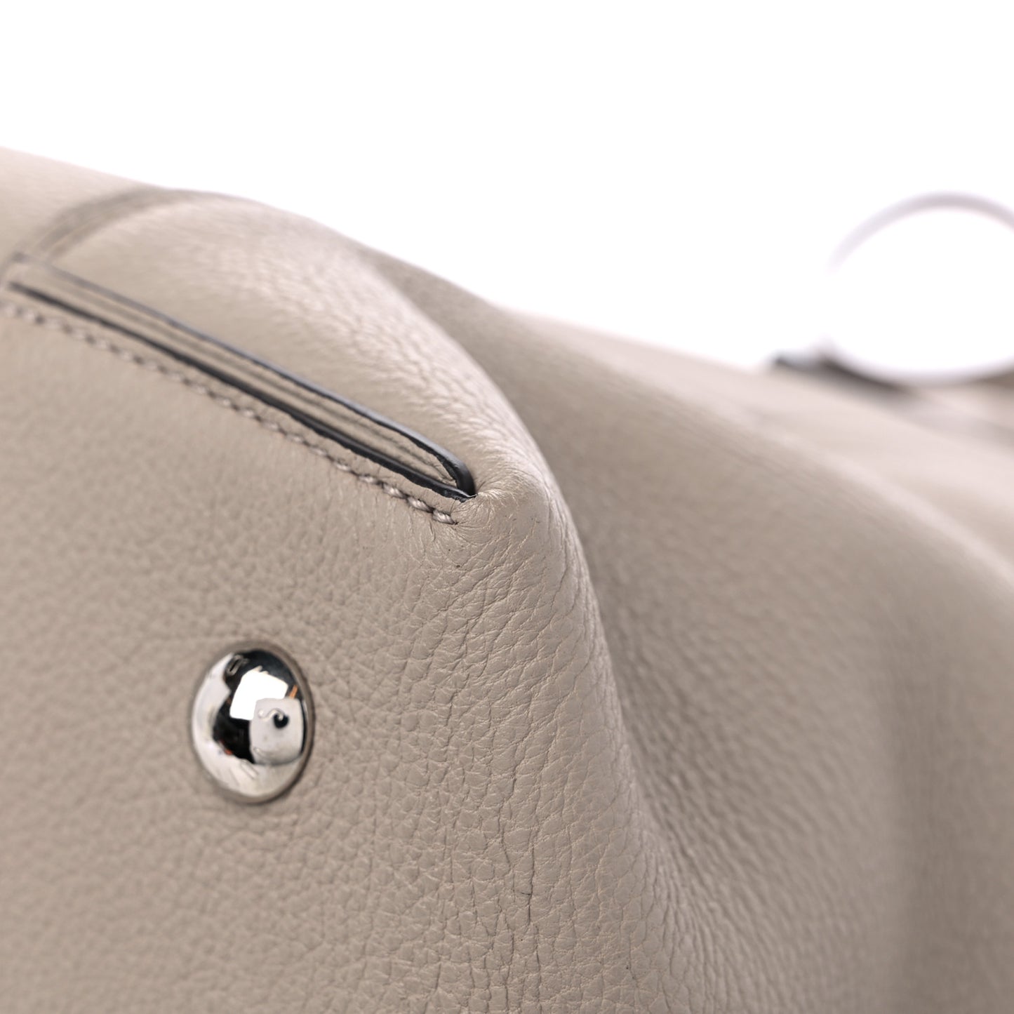 Veau Cachemire Soft Lockit MM Galet