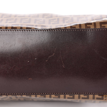 Fendi Vinyl Zucchino Shoulder Bag Tobacco 12 of 13