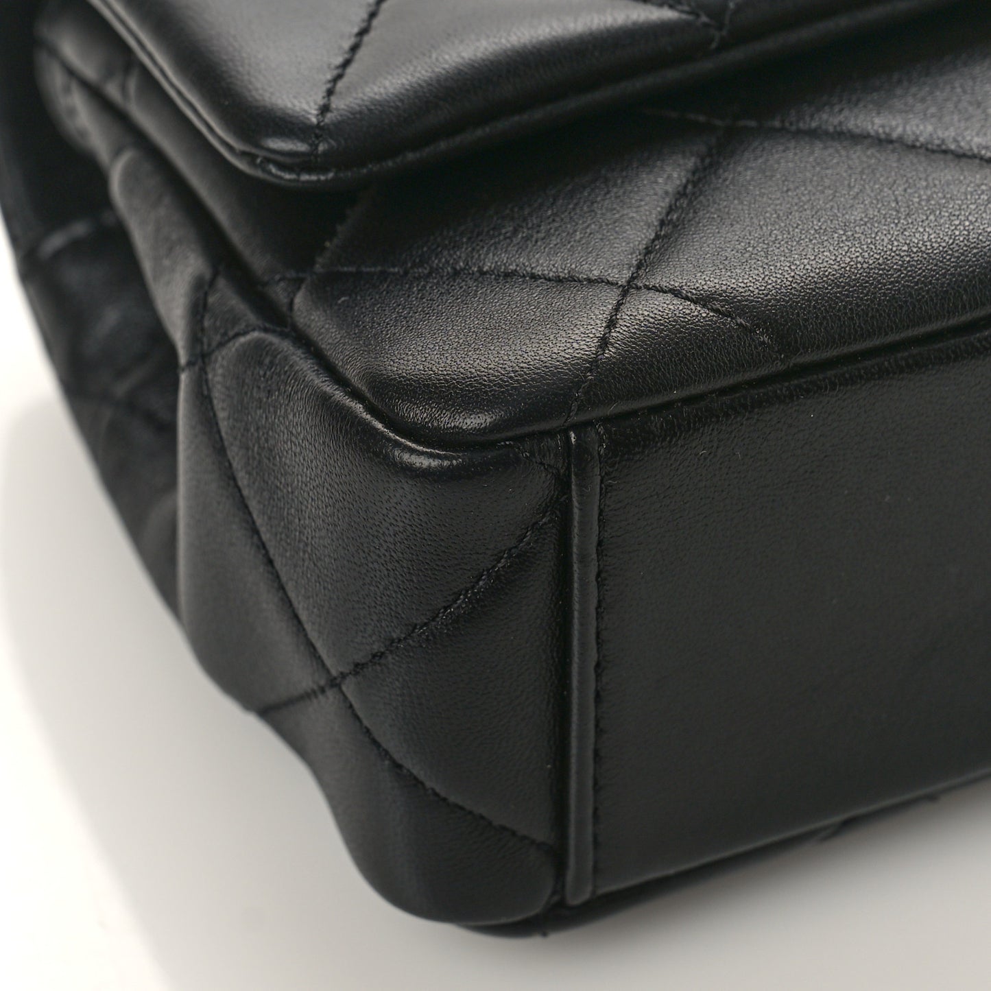 Lambskin Quilted Mini CC Crystal Logo Chain Flap Black