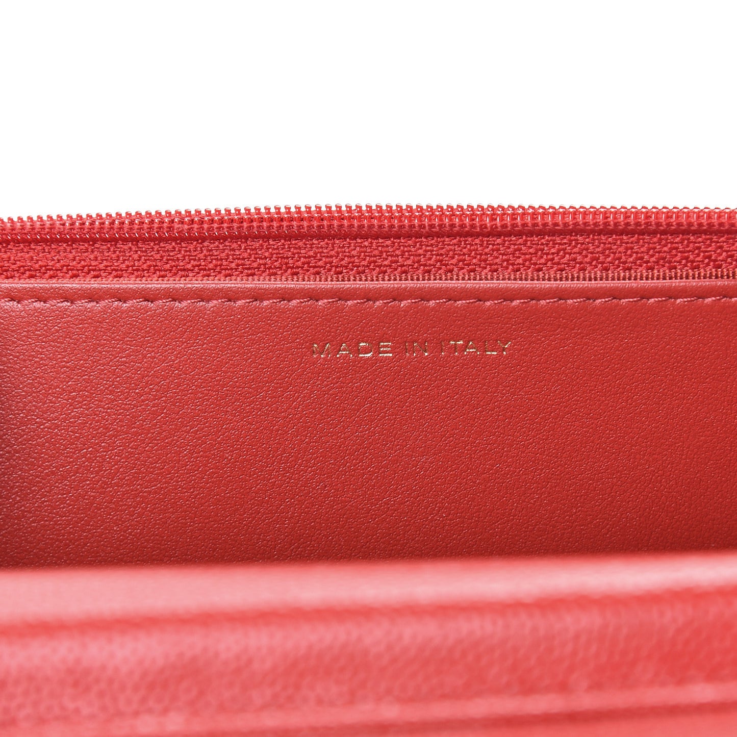 Caviar Quilted Wallet on Chain WOC Red