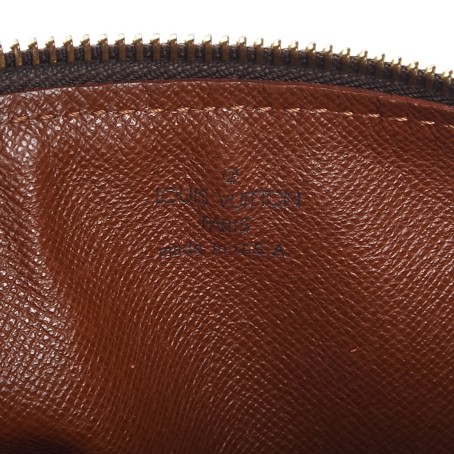Monogram Papillon 26
