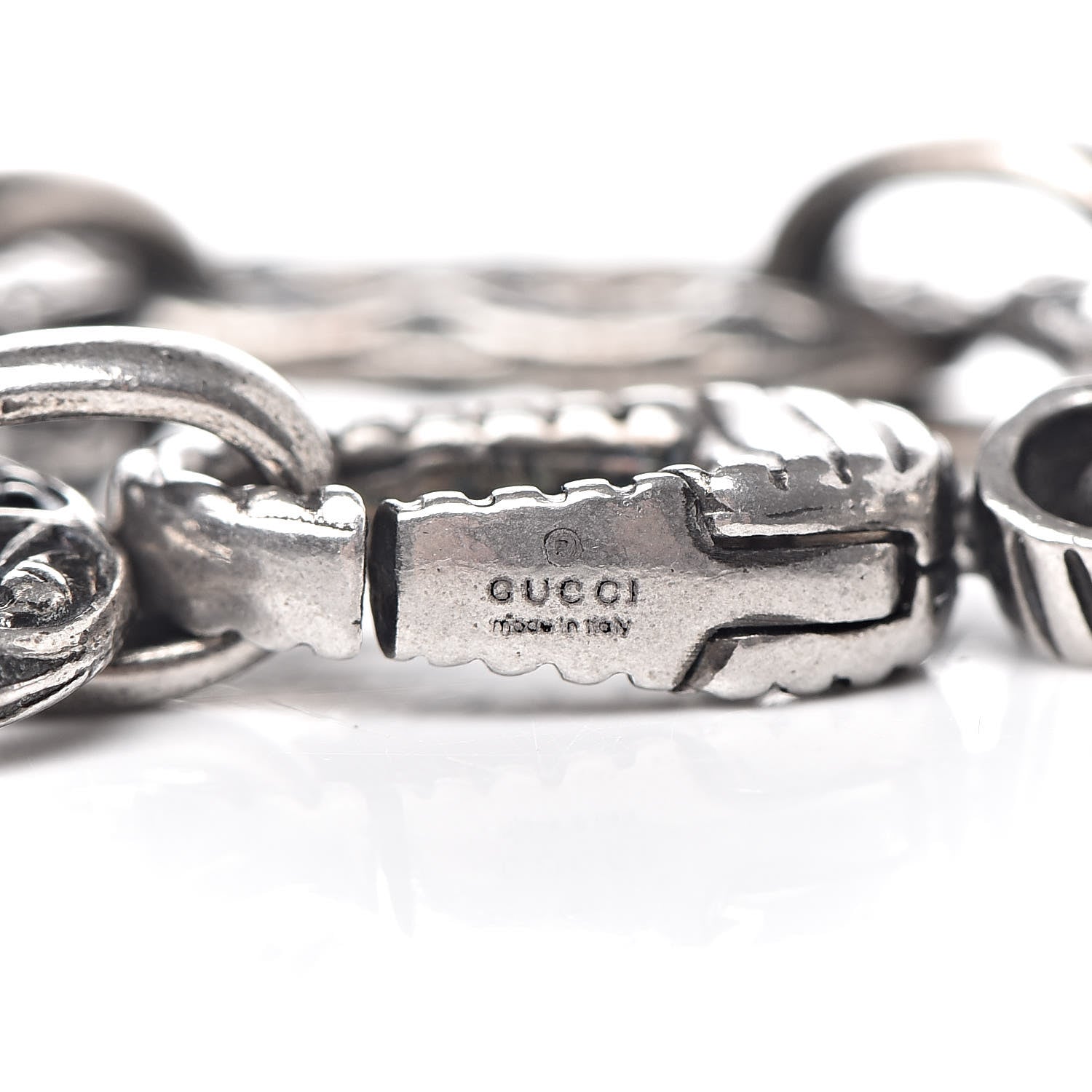 Gucci Sterling Silver Textured Interlocking G Charm Bracelet 4 of 5