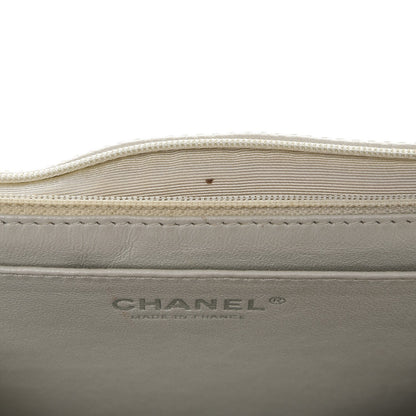 Chanel Caviar Quilted 2.55 Reissue 226 Flap White 18 of 20
