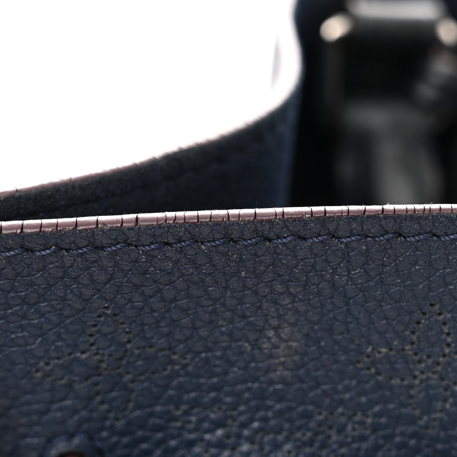 Louis Vuitton Mahina Girolata Marine 19 of 19