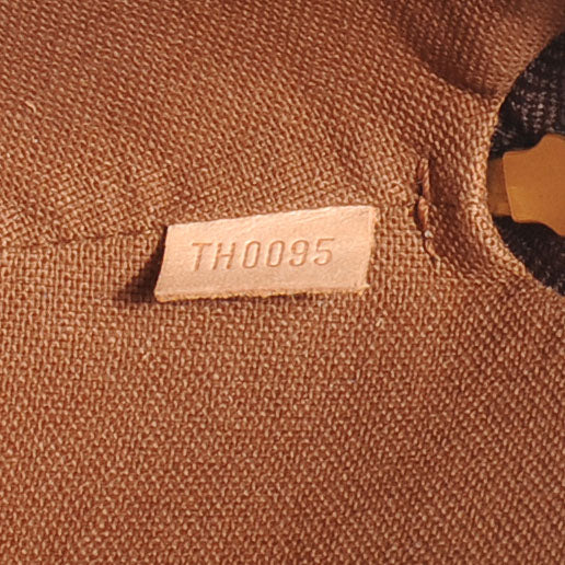 Louis Vuitton Monogram Mini Ellipse Wristlet Clutch 6 of 7