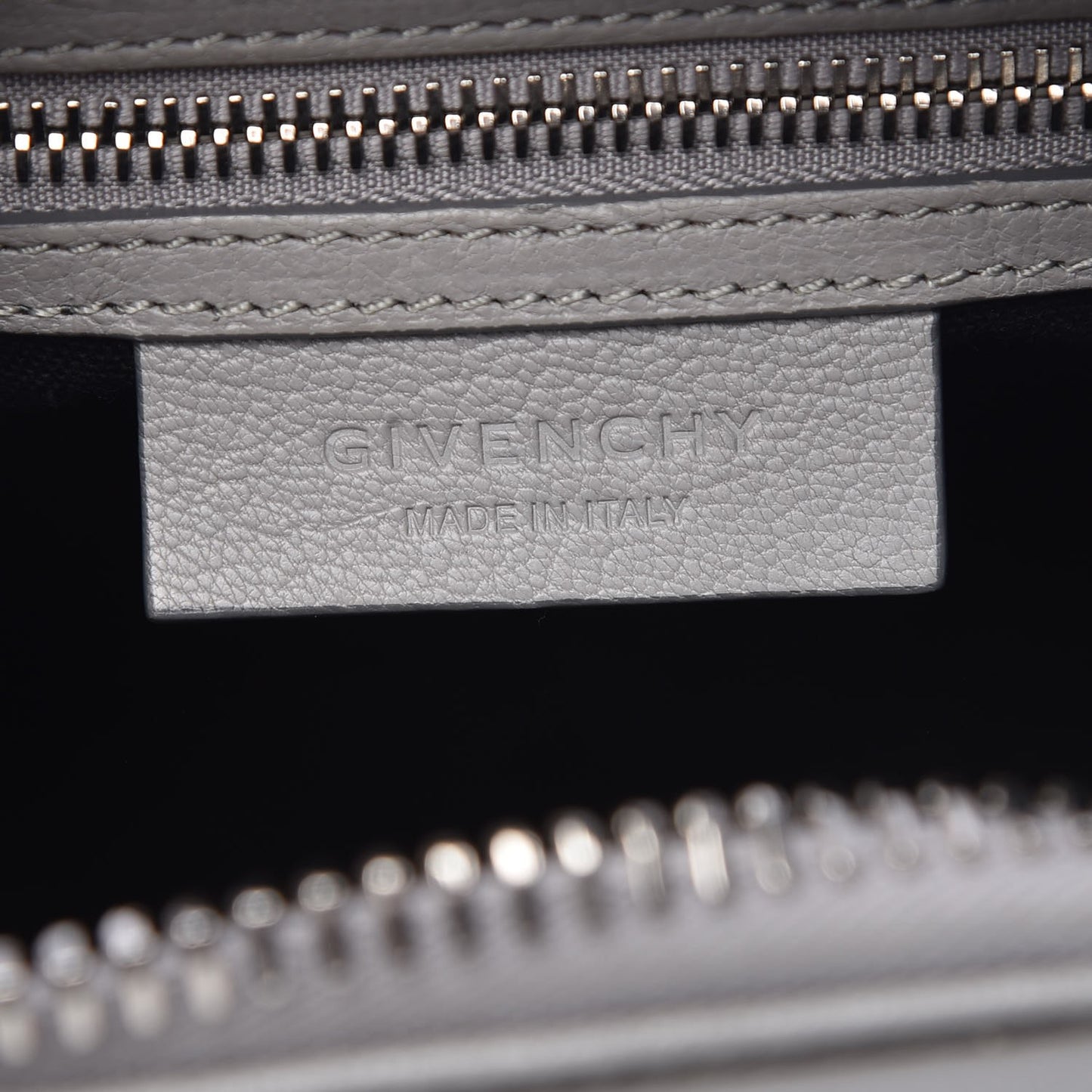 Sugar Goatskin Mini Antigona Pearl Grey