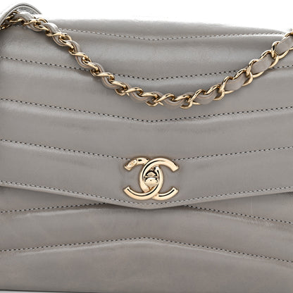 Chanel Shiny Lambskin Chevron Quilted Miroir Grey 8 of 10