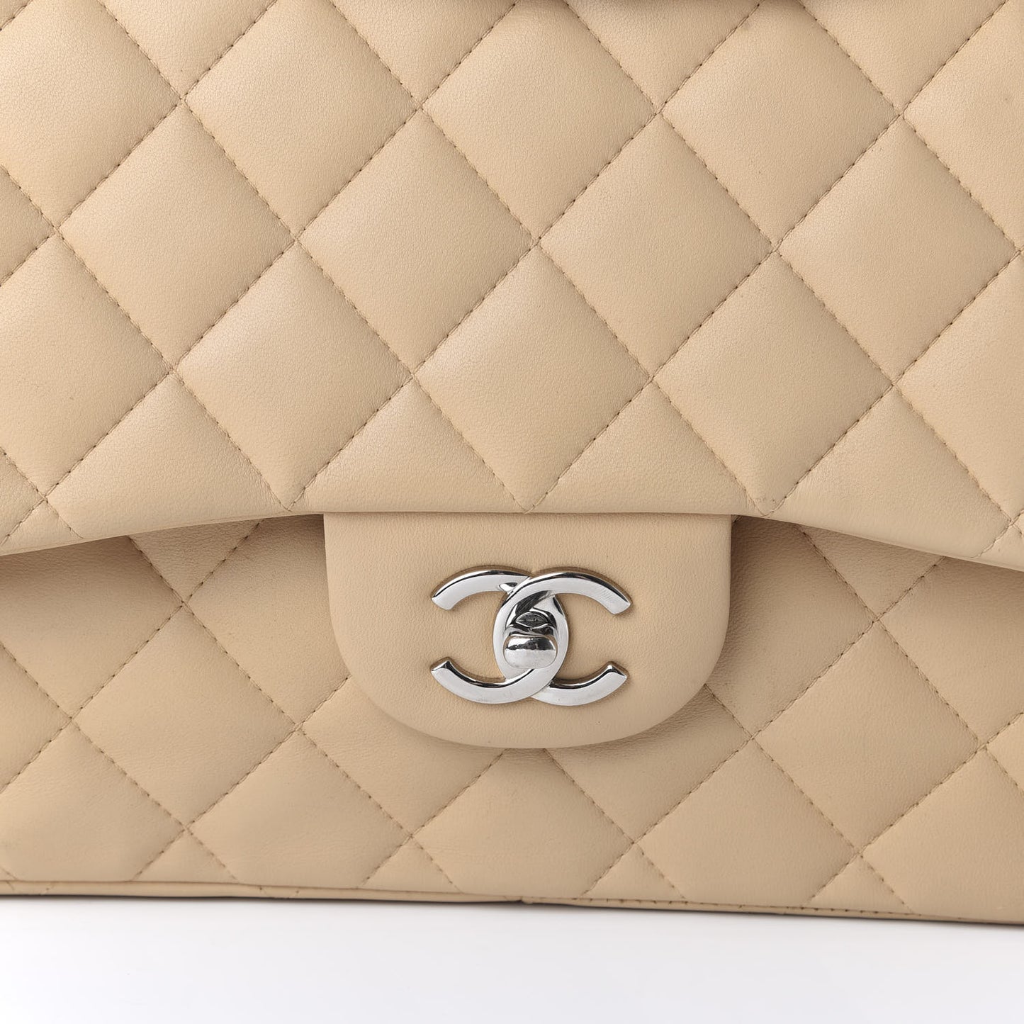 Lambskin Quilted Jumbo Double Flap Beige Clair