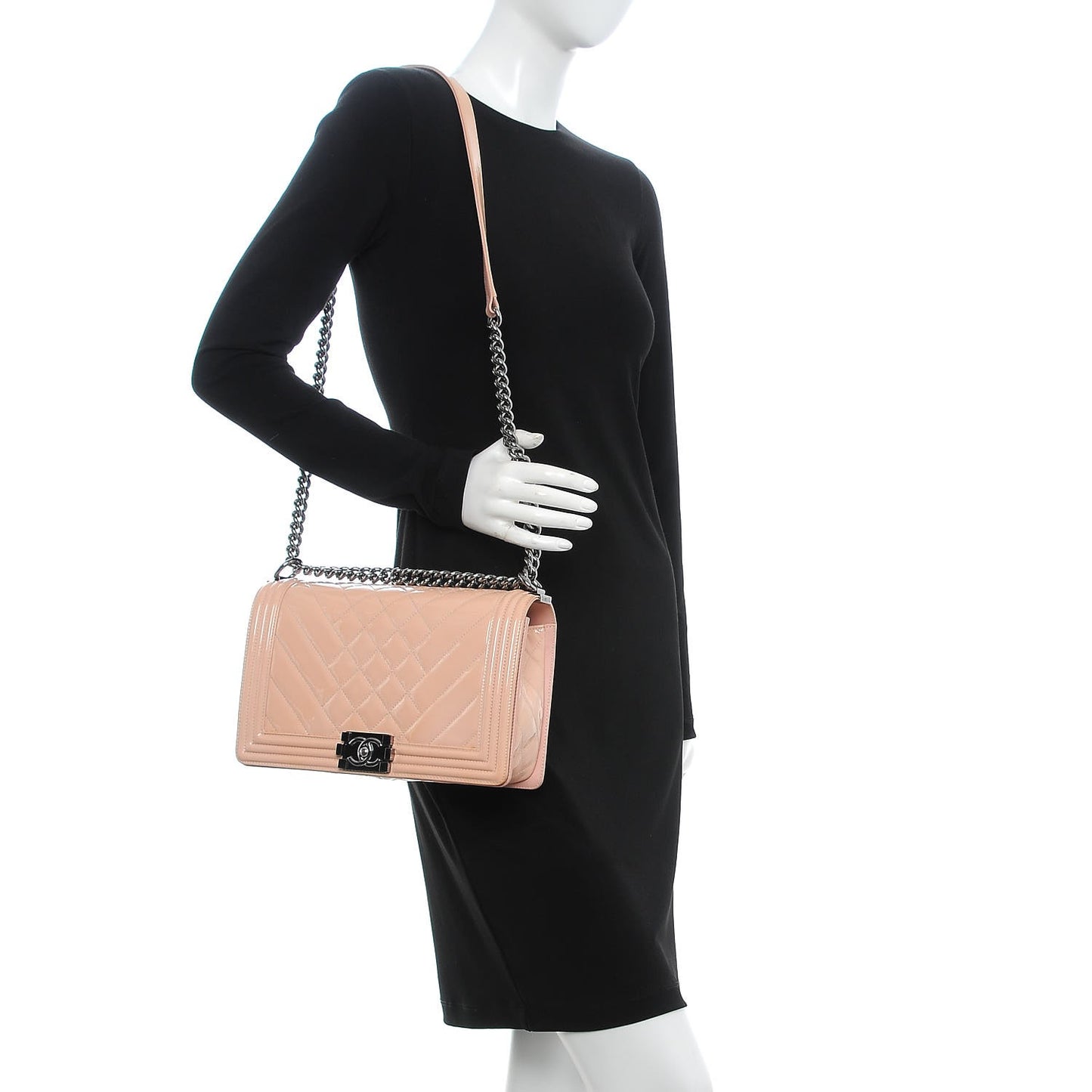 Patent Chevron New Medium Boy Flap Light Pink