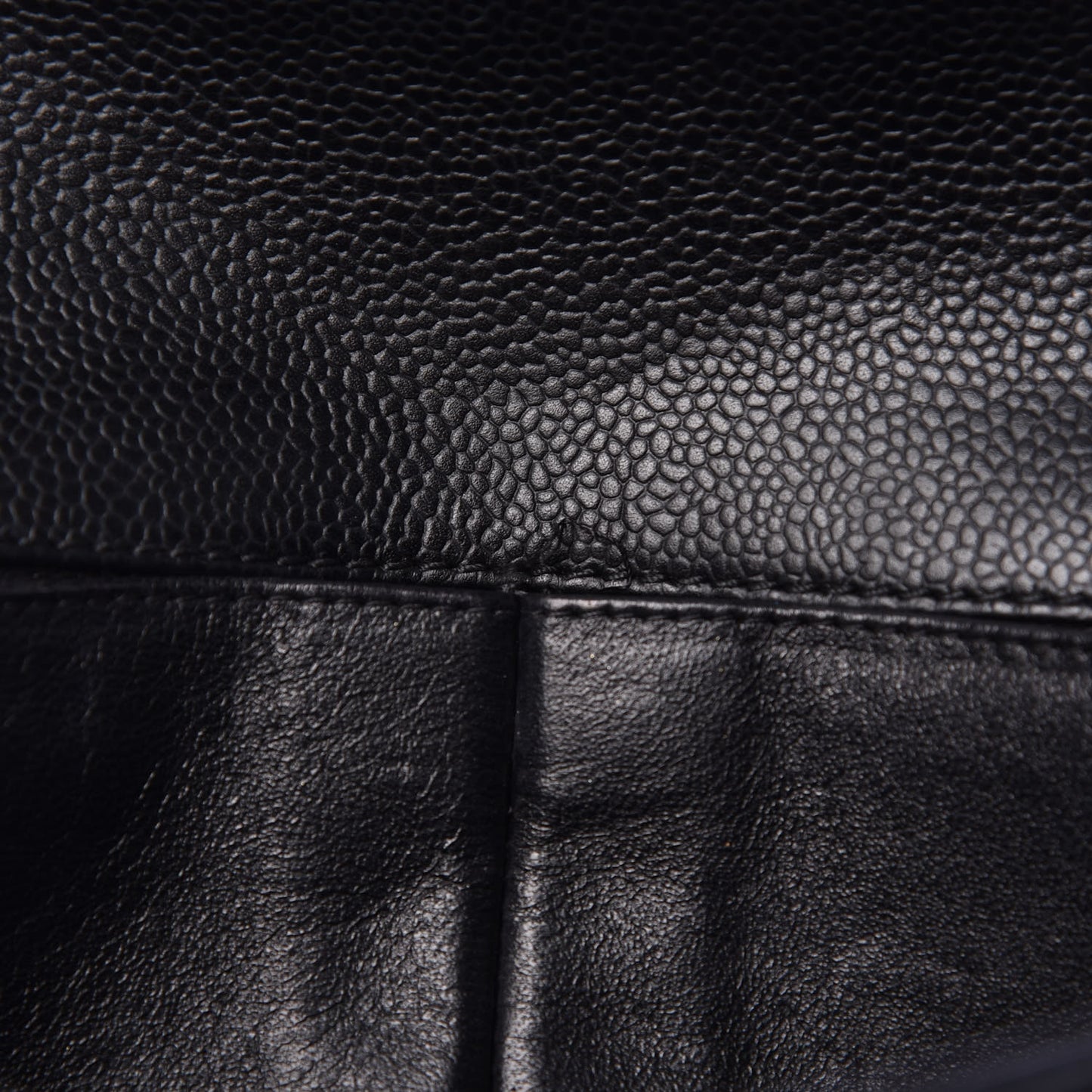 Caviar Quilted East West Flap Black