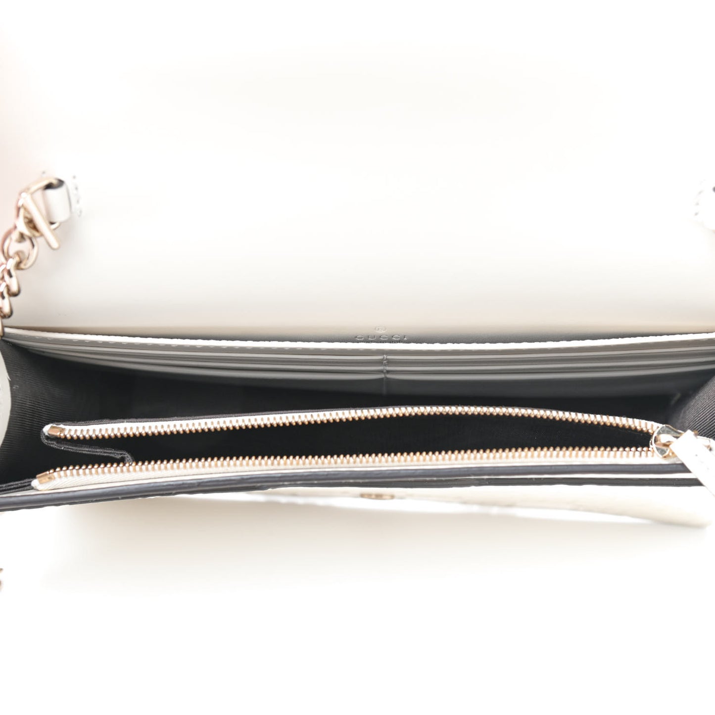 Guccissima Signature Bowy Chain Wallet Mystic White
