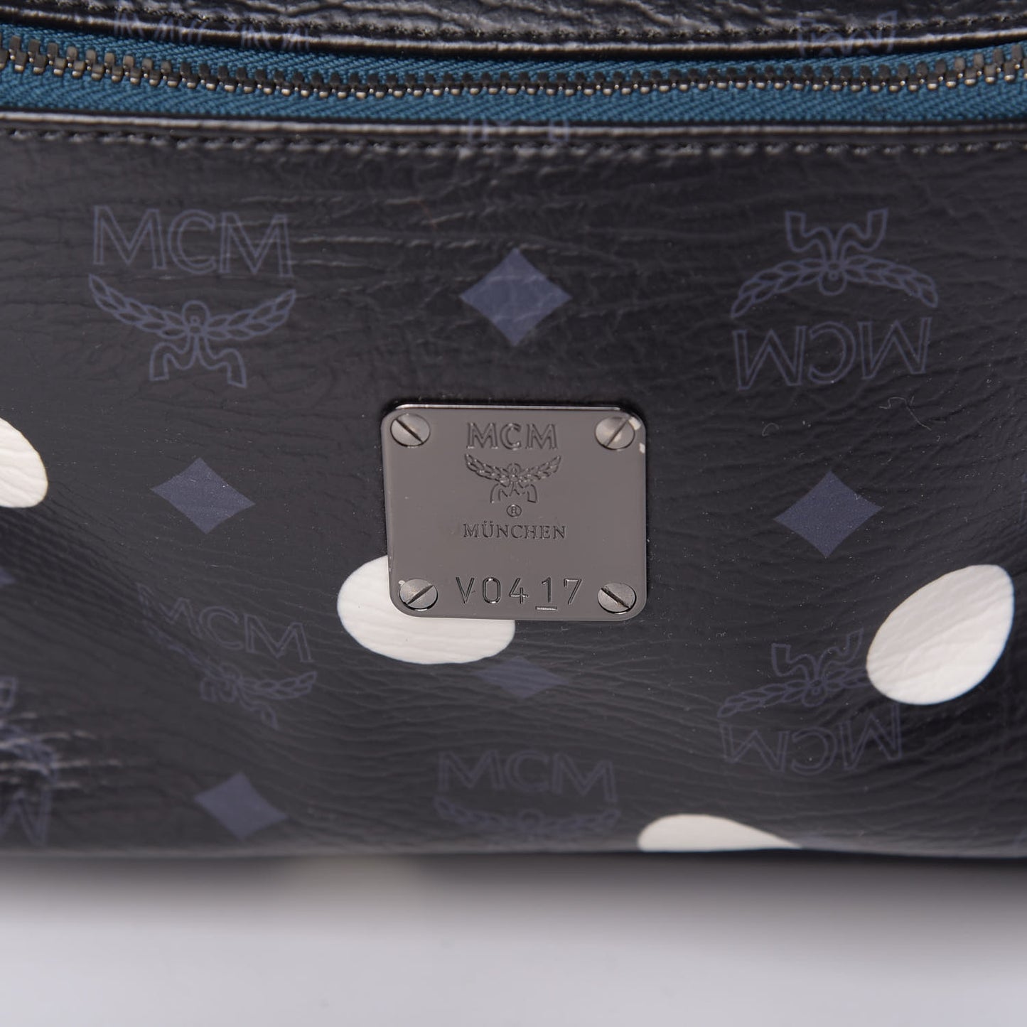 Wrinkled Visetos Small Craig & Karl Beyond Snowdome Backpack Black