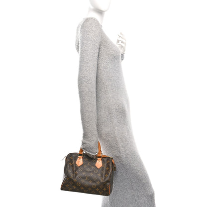 Louis Vuitton Monogram Speedy 25 2 of 9