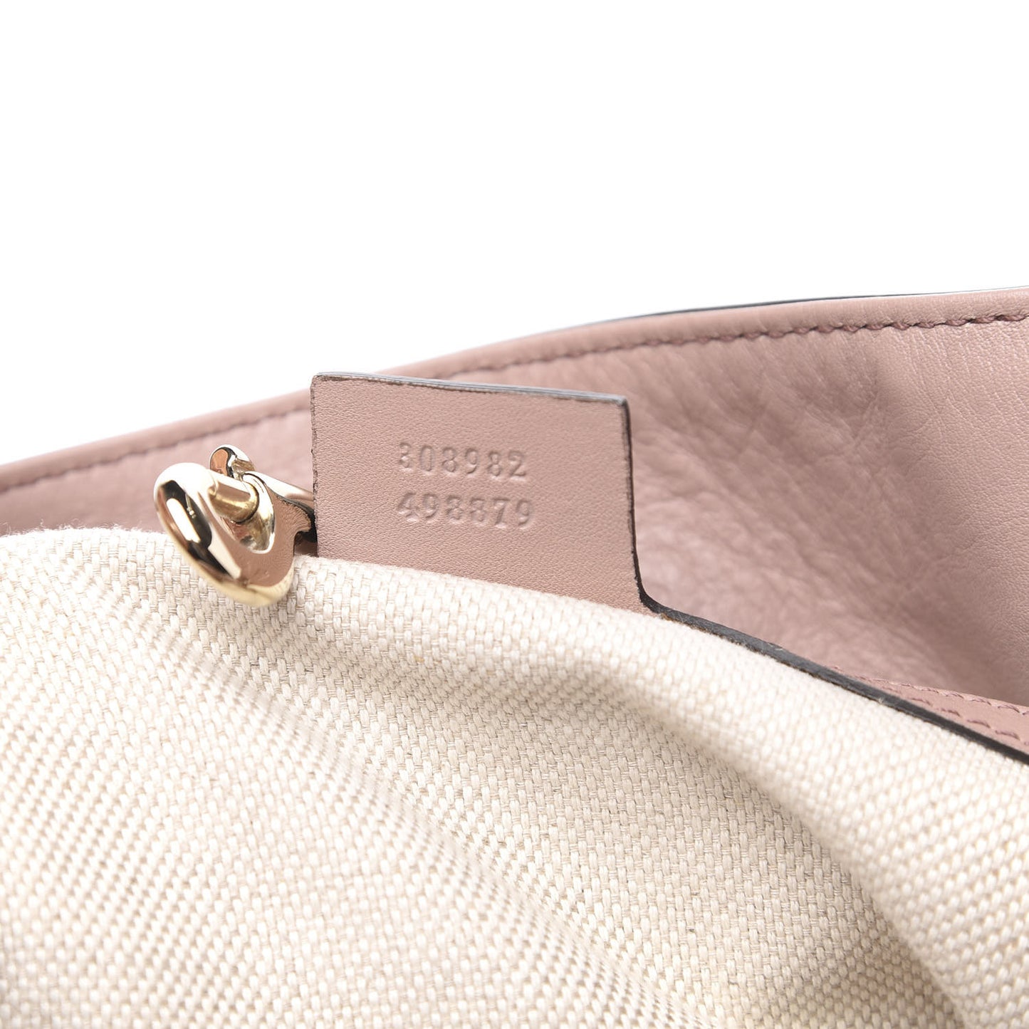 Patent Medium Soho Chain Shoulder Bag Dark Cipria