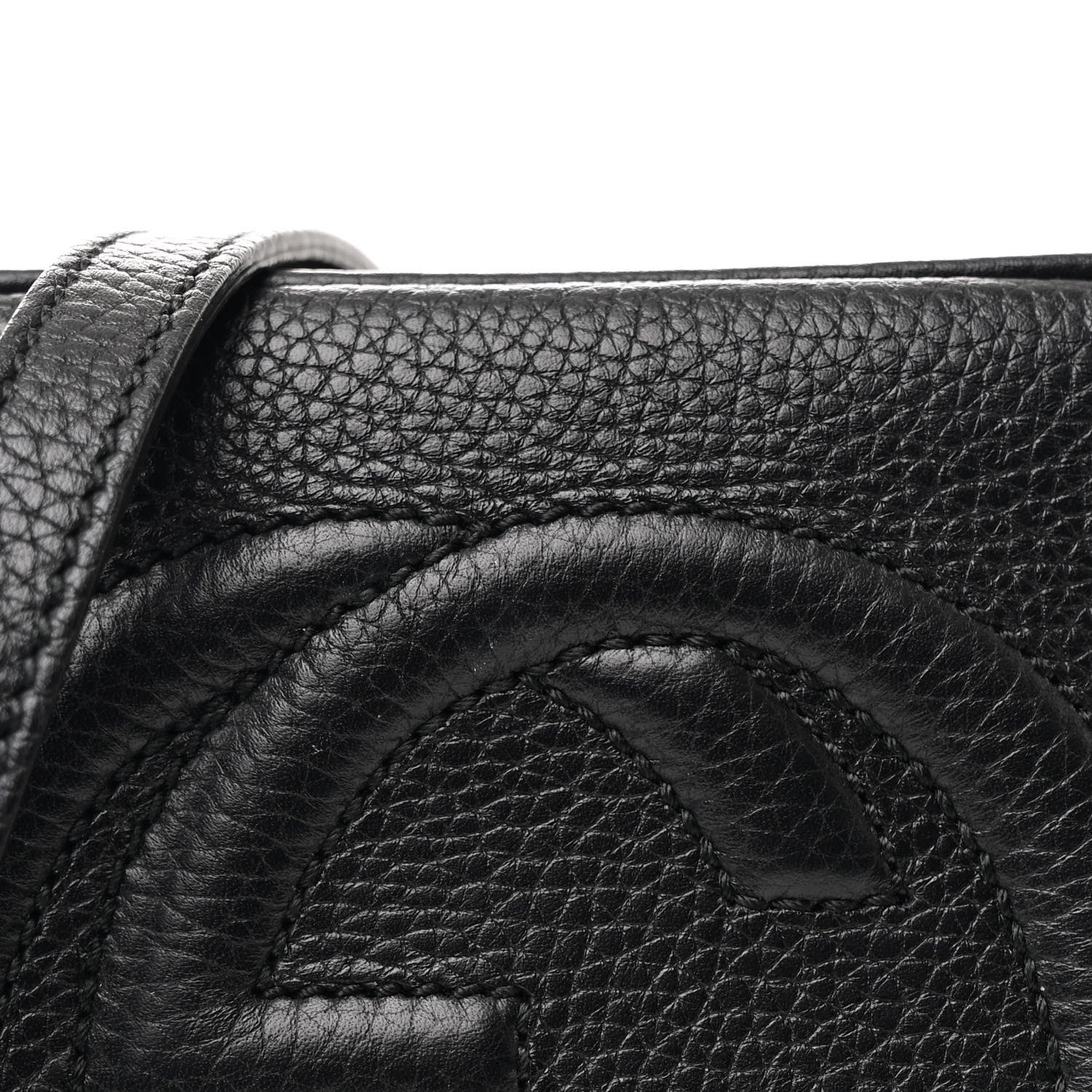 Gucci Pebbled Calfskin Small Soho Disco Bag Black 8 of 10