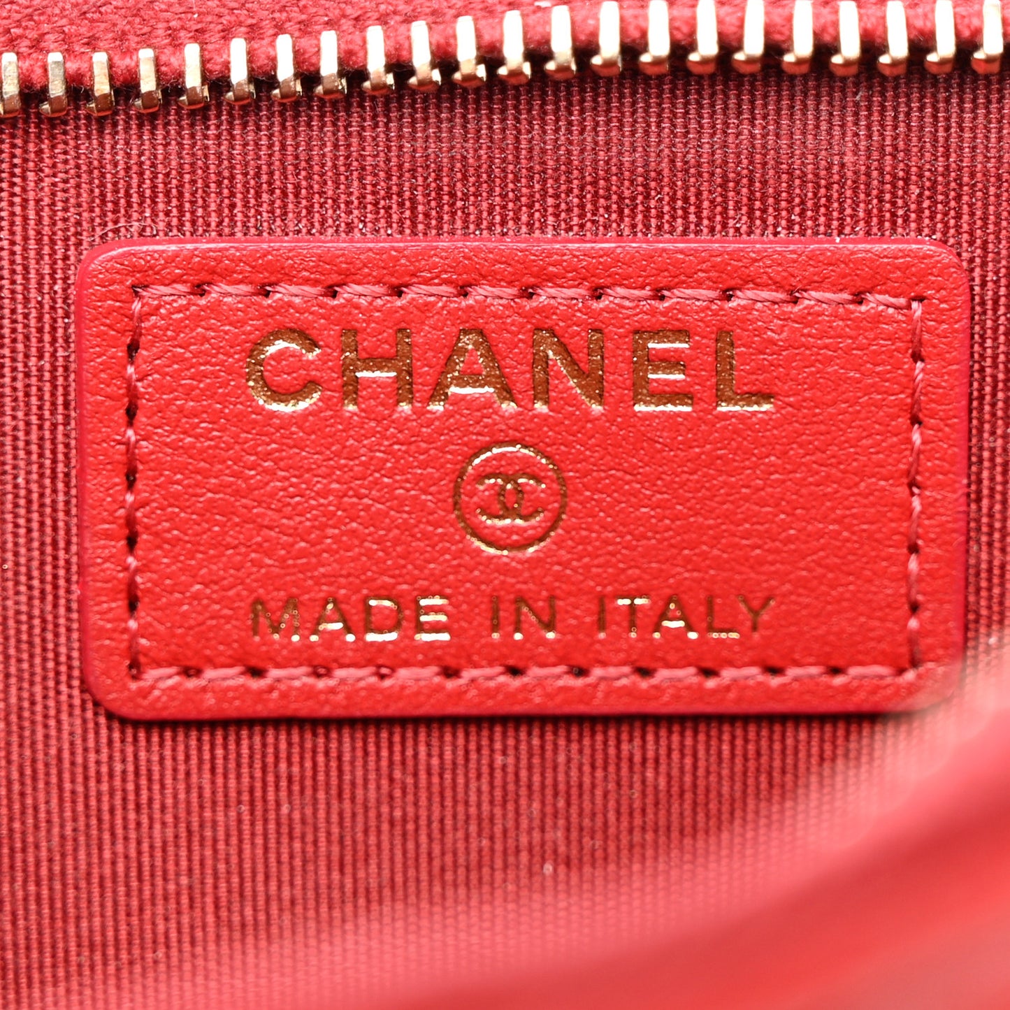 Caviar Camellia Embossed Classic Flat Wallet Pouch Red