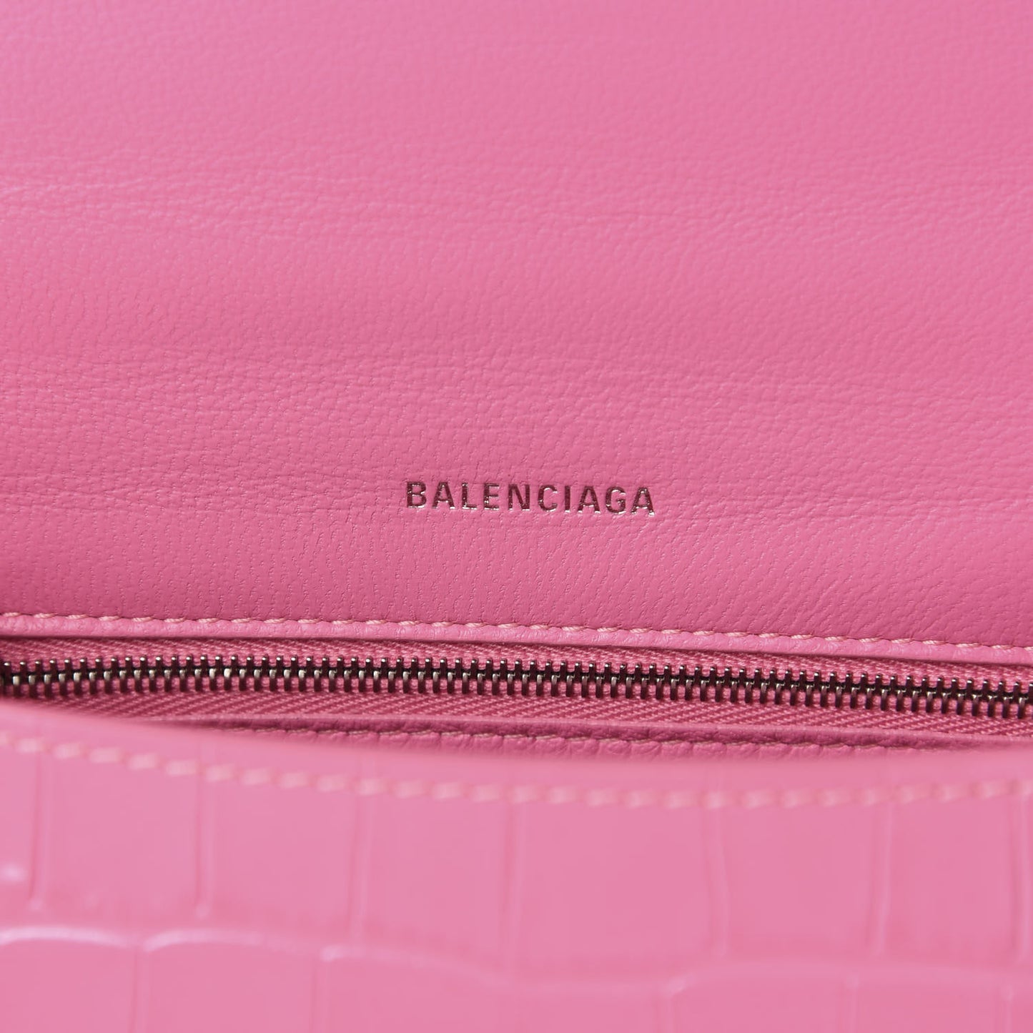 Shiny Calfskin Crocodile Embossed Small Hourglass Top Handle Bag Baby Pink