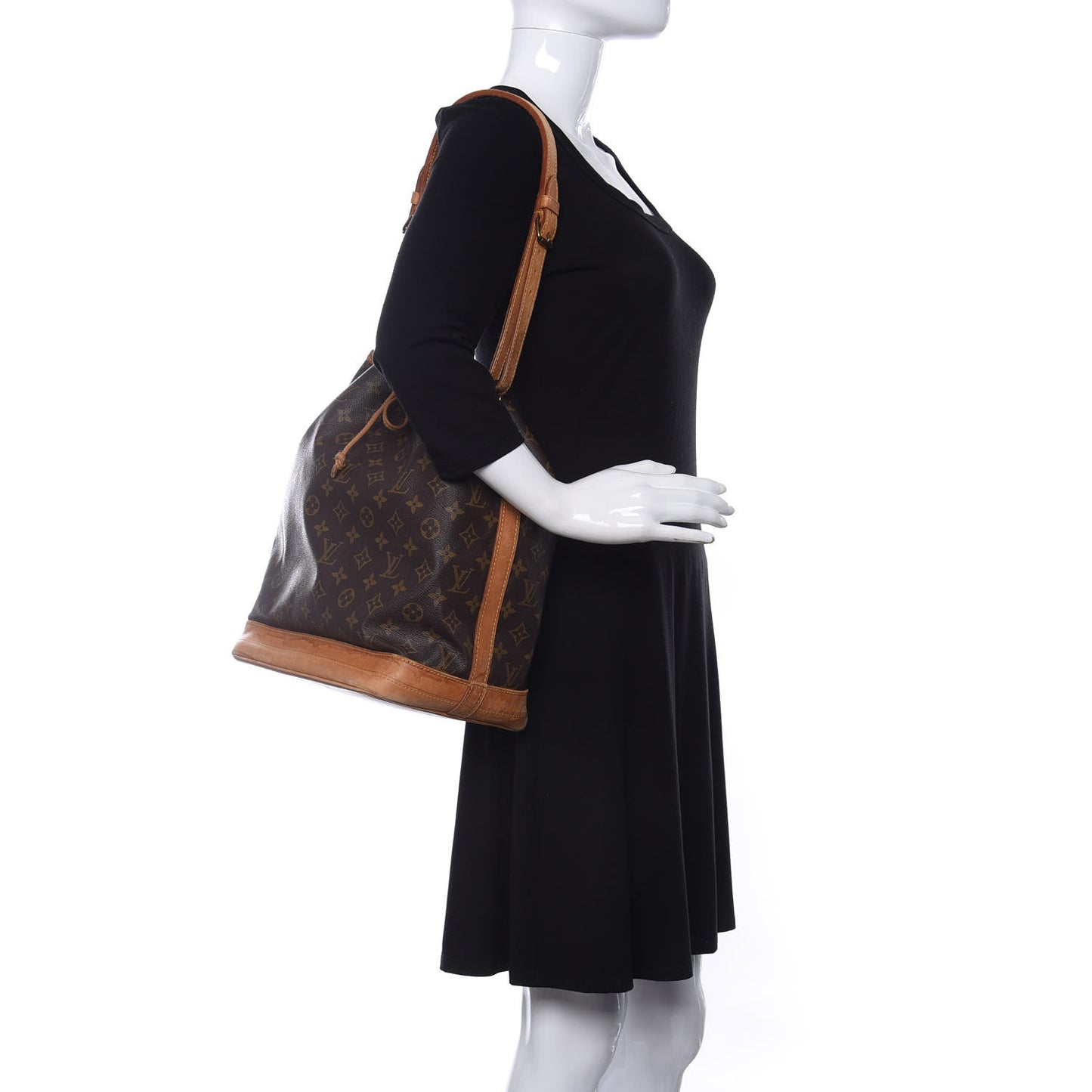 Monogram Noe
