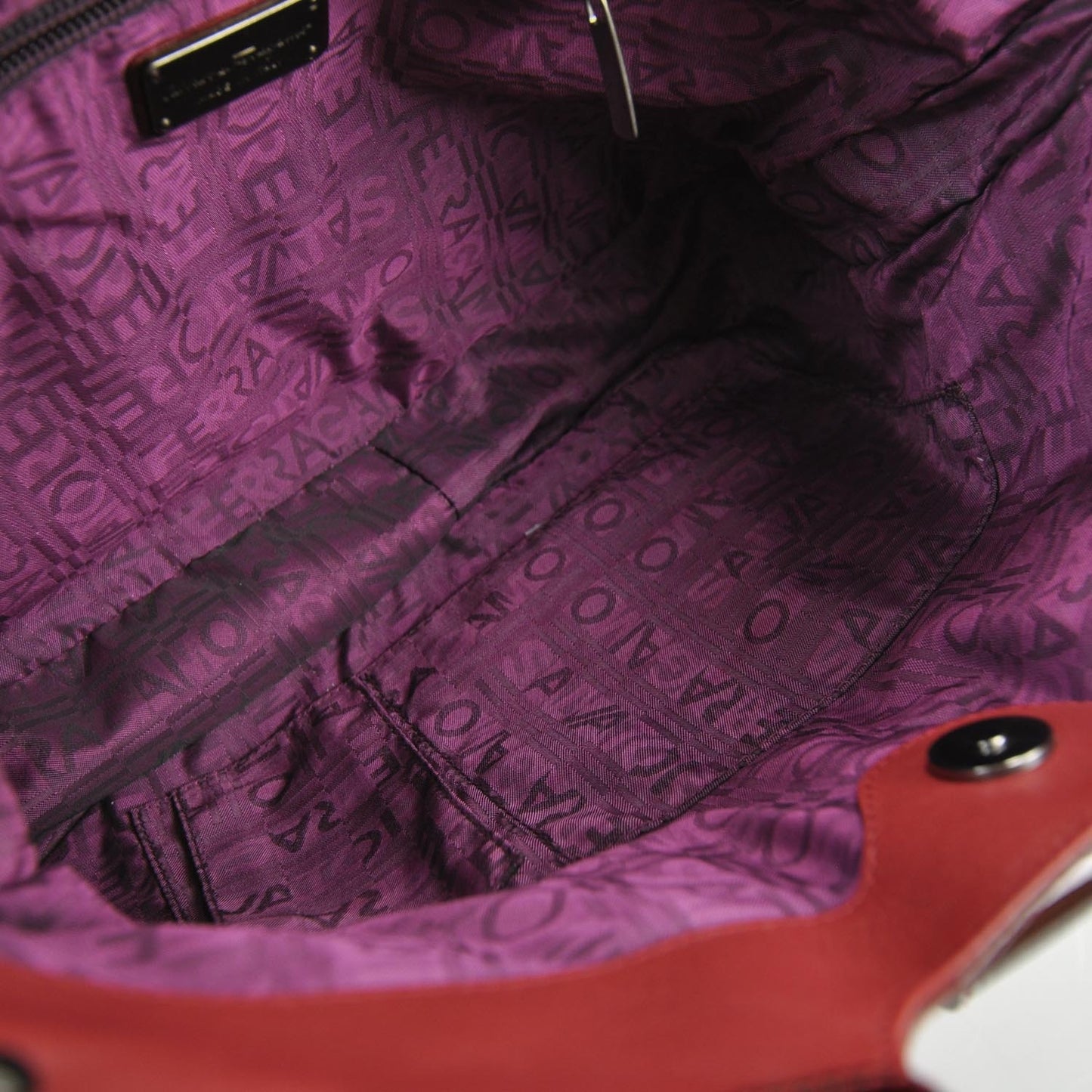 SALVATOREFERRAGAMOPatentLeatherLargeGancioCelticoHobo