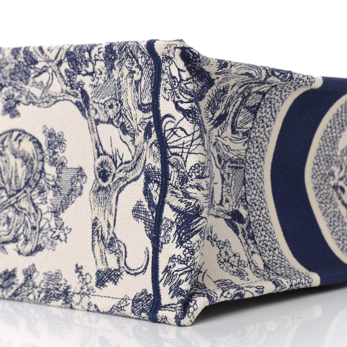 Canvas Embroidered Medium Dioriviera Toile De Jouy Book Tote Blue