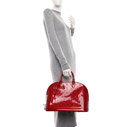 Louis Vuitton Vernis Alma MM Pomme D'Amour 2 of 9