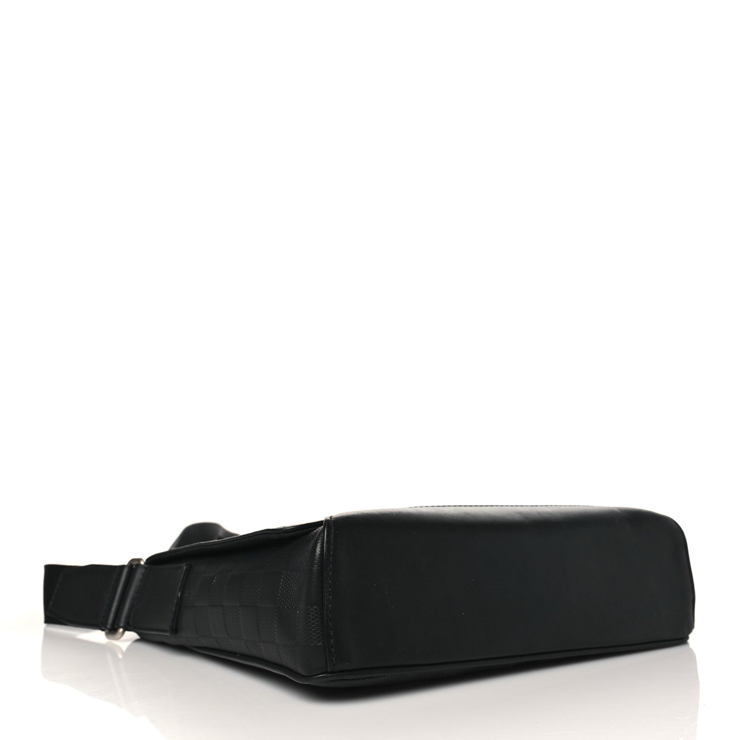 Damier Infini District Messenger Onyx