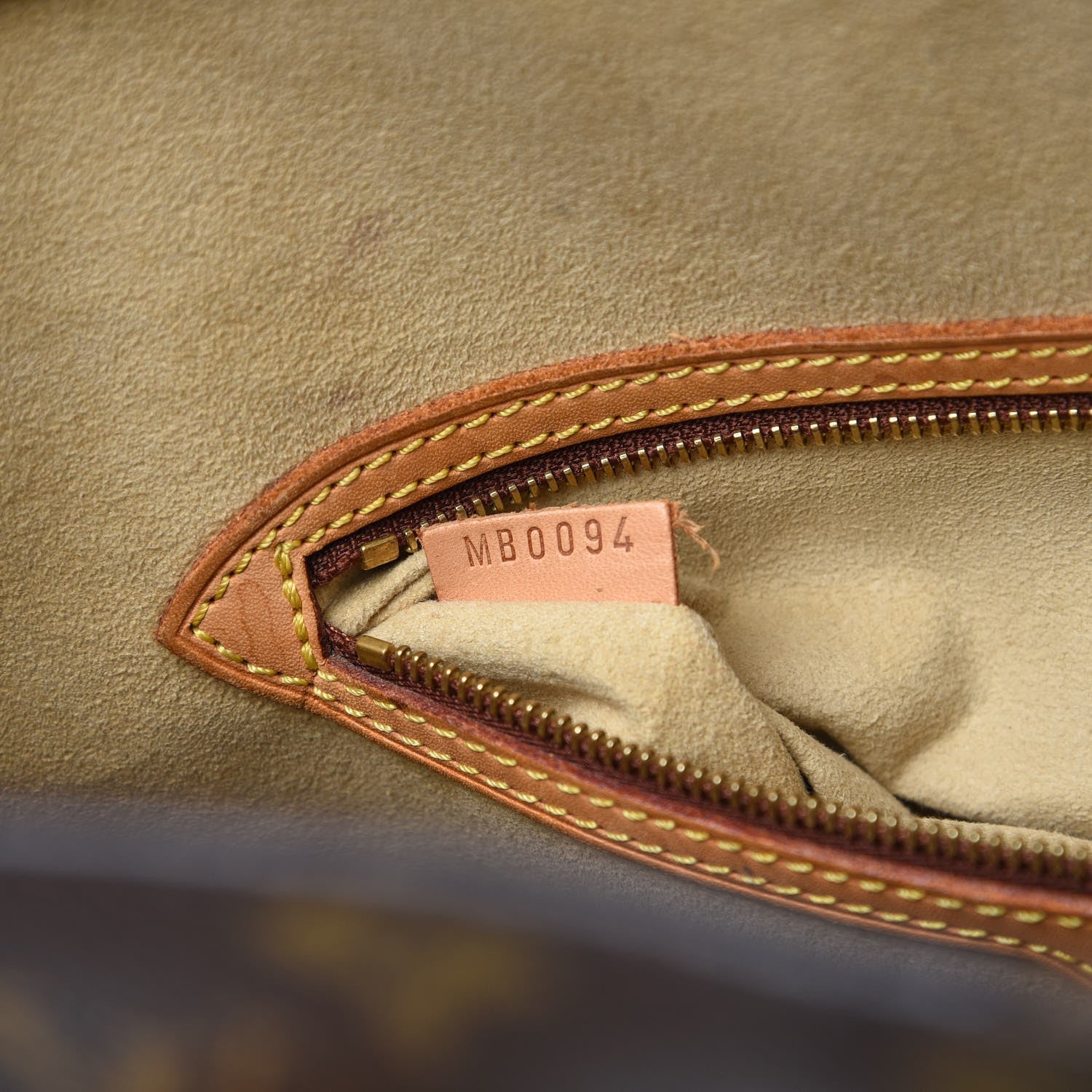 Louis Vuitton Monogram Babylone 6 of 14