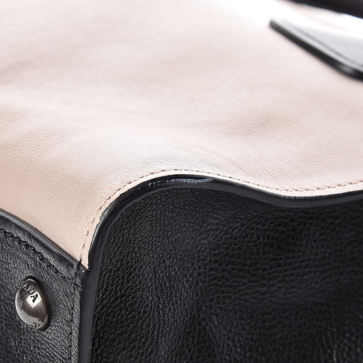 Glace Calf Bi-Color Twin Pocket Tote Pomice Black