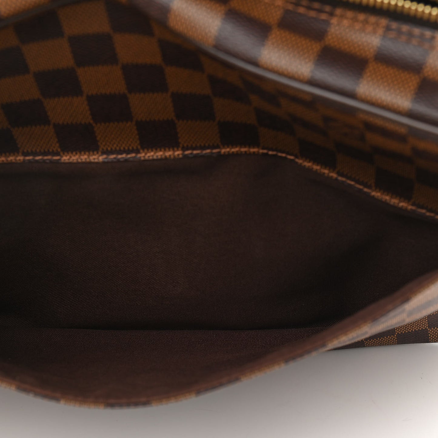 Damier Ebene Shelton MM