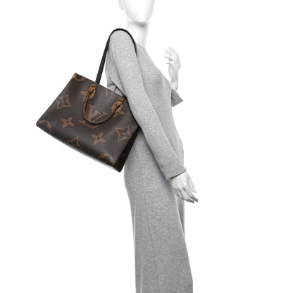 Louis Vuitton Reverse Monogram Giant Onthego MM 2 of 10