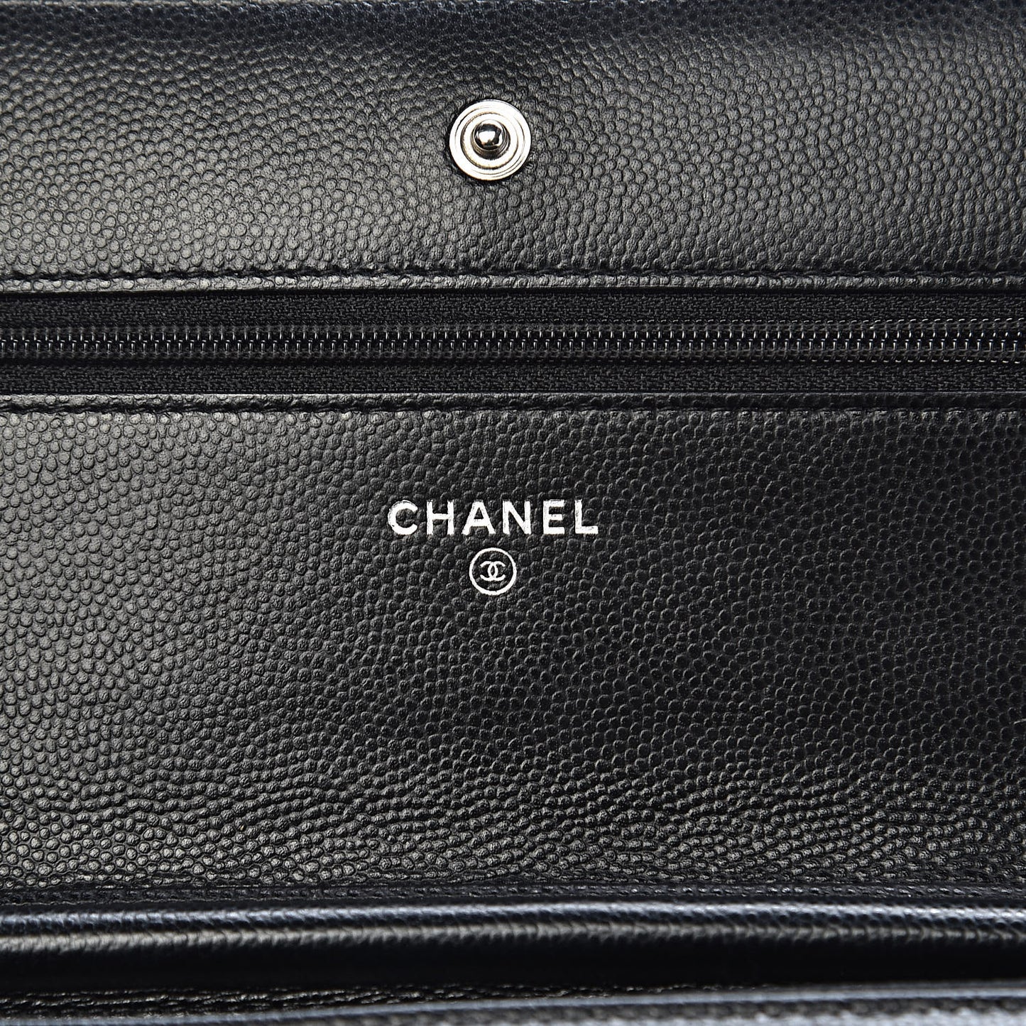 Caviar Chevron Quilted Wallet On Chain WOC Black