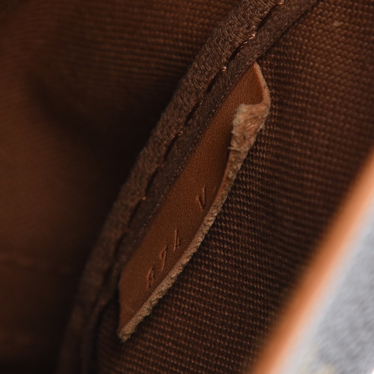 Monogram Saumur 35