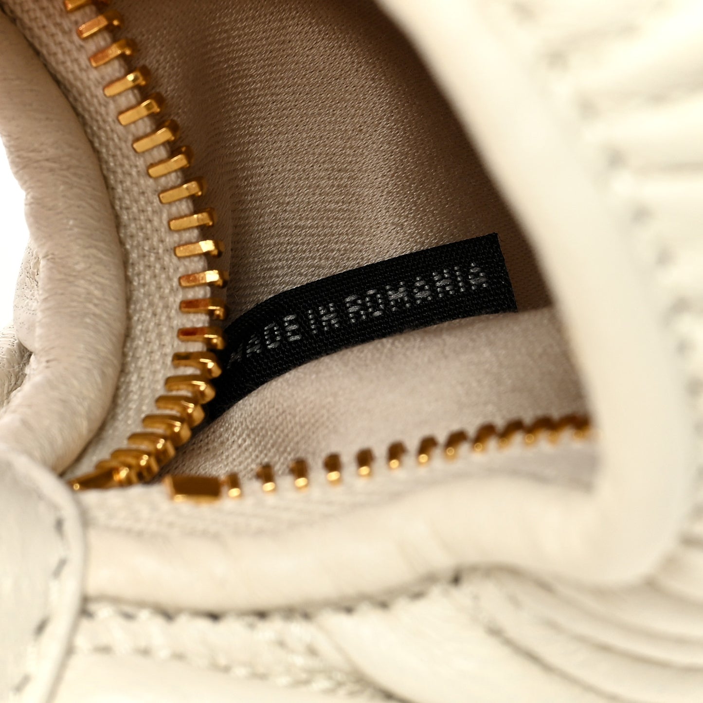 Nappa Matelasse Micro Wander Hobo White