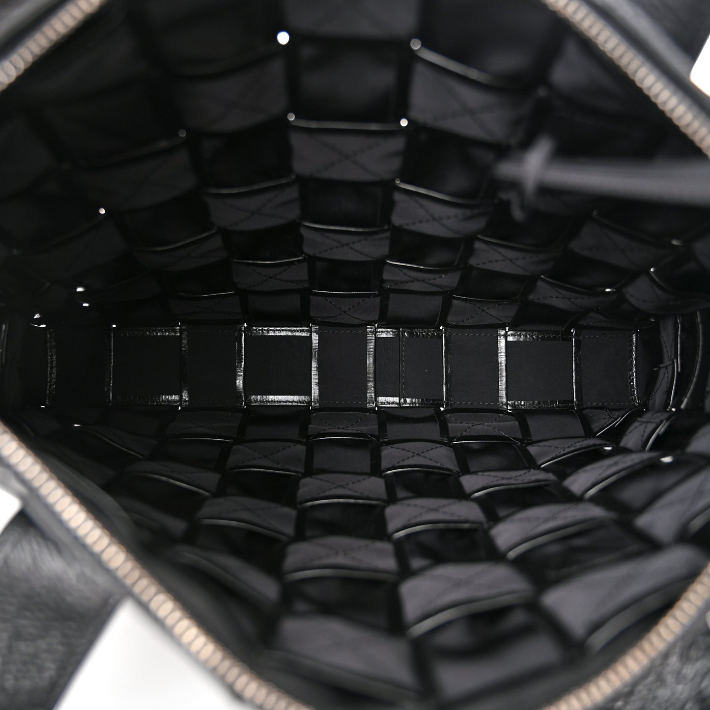 Paper Calfskin Maxi Intrecciato The Cassette Case Black