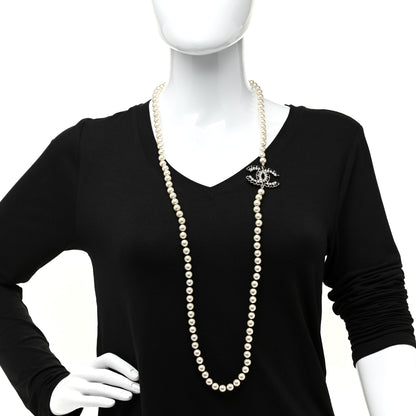 Chanel Pearl Lambskin CC Vintage Allure Necklace Gold 2 of 4