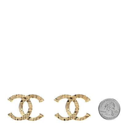 Chanel Metal Tweed Effect CC Earrings Gold 2 of 4