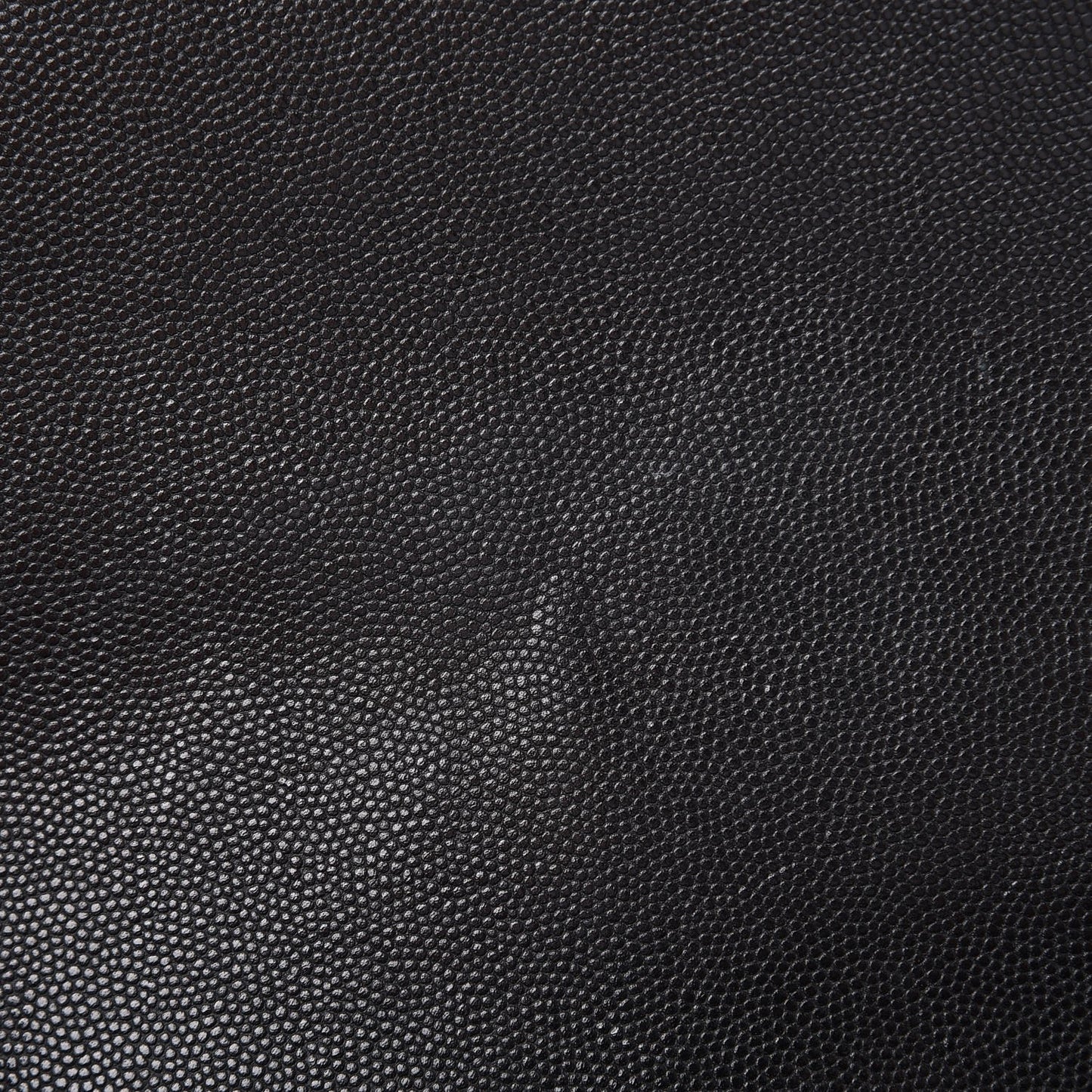 Caviar Quilted Medium Boy Flap Black